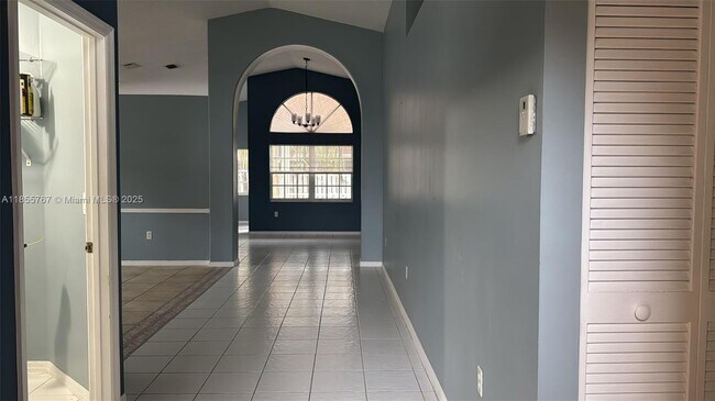 13773 NW 22nd St in Sunrise, FL - Building Photo - Building Photo