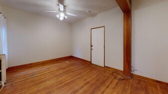25 Green St, Unit 4 in Brookline, MA - Building Photo