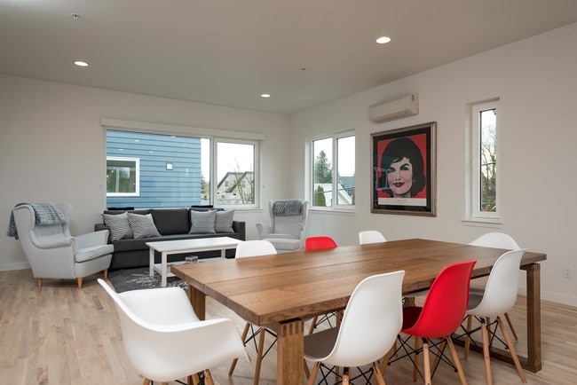 property at 1530 N Blandena St