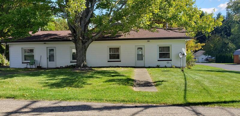 99 Fairmont Dr in Hermitage, PA - Building Photo