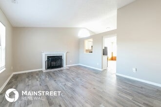 694 Hurlock Ln in Galloway, OH - Building Photo - Building Photo