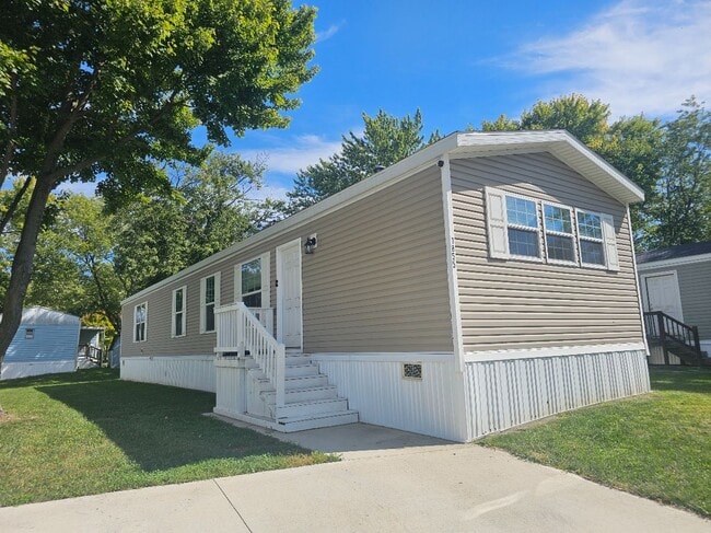property at 1855 Peck St