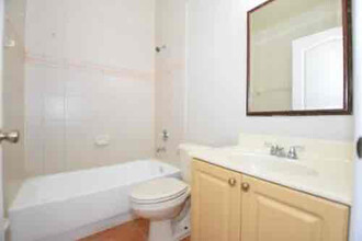 162 Mar Monte Ct in Vallejo, CA - Building Photo - Building Photo