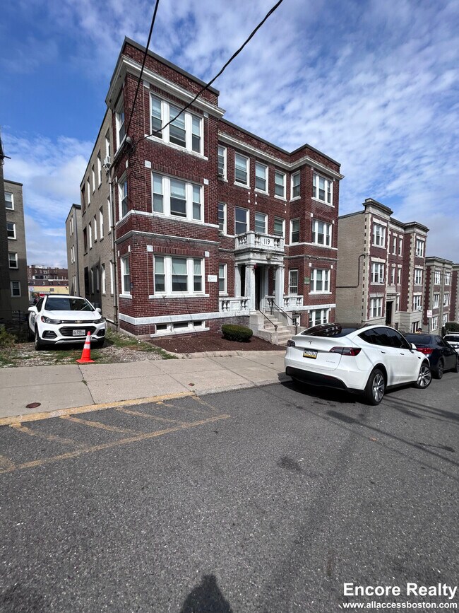 property at 119 Brainerd Rd