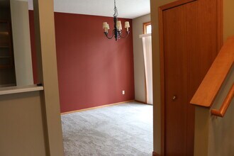 2696 Mallard Dr in Woodbury, MN - Building Photo - Building Photo