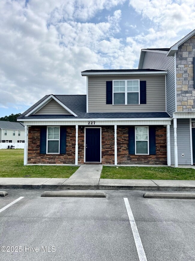 property at 227 Glenhaven Ln