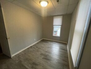 900 Locust St in Terre Haute, IN - Building Photo - Building Photo