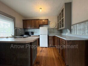 738 N 25th St in Lincoln, NE - Building Photo - Building Photo