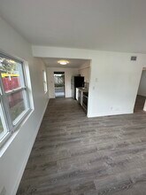 2383 Chaucer St in Clearwater, FL - Building Photo - Building Photo