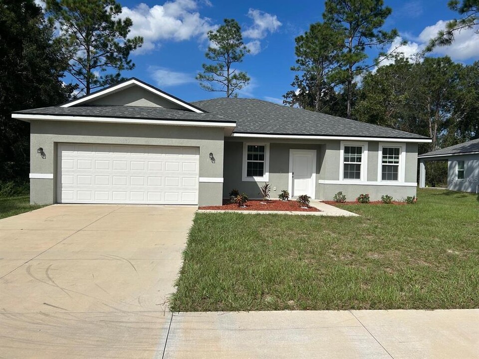 689 Marion Oaks Trail in Ocala, FL - Building Photo