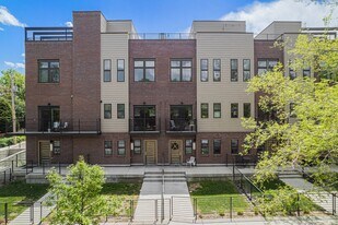 2856 Hazel Ct in Denver, CO - Building Photo