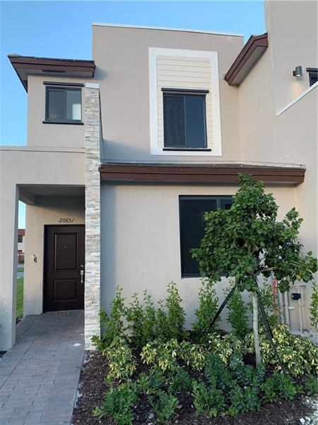 20651 NE 7th Pl in North Miami Beach, FL - Building Photo - Building Photo