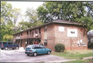 Kingston Villas in Birmingham, AL - Building Photo