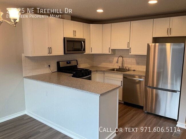 23825 NE Treehill Dr