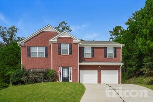 4556 Bellemeade Dr in Douglasville, GA - Building Photo