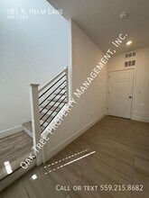 581 N Helm Ln in Clovis, CA - Building Photo - Building Photo