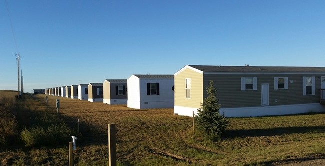 140th Ave NW in Alexander, ND - Foto de edificio - Building Photo