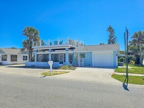 111 S 5th St in Flagler Beach, FL - Building Photo - Building Photo