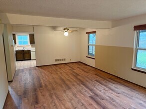 2416 Sequoia Ct in Lawrence, KS - Building Photo - Building Photo