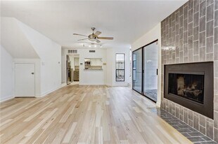 2507 Quarry Rd in Austin, TX - Building Photo