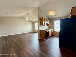 252 Harrison St in Scottsburg, IN - Building Photo - Building Photo