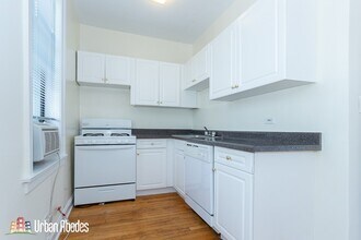 342 Park Ave, Unit A06C in Glencoe, IL - Building Photo - Building Photo