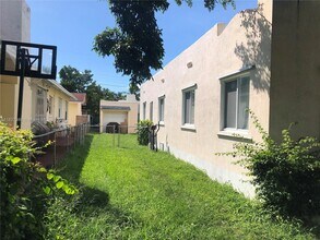 2232 SW 11th St in Miami, FL - Building Photo - Building Photo