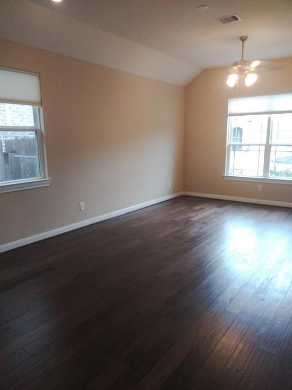 8123 Legacy Creek Dr in Tomball, TX - Building Photo - Building Photo