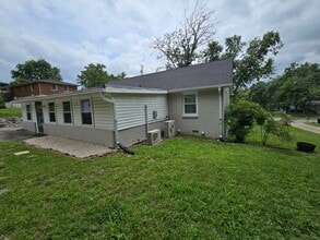 146 Cranwill Dr in Hendersonville, TN - Foto de edificio - Building Photo