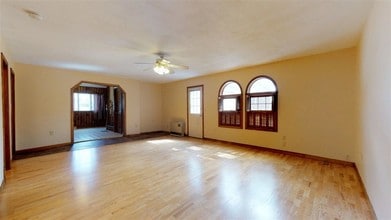 96 Birch Ct in Burlington, VT - Building Photo - Building Photo