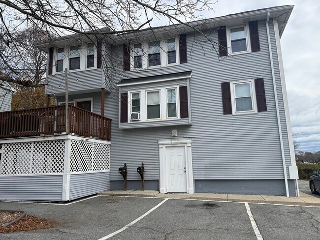 279 Fellsway in Medford, MA - Building Photo - Building Photo