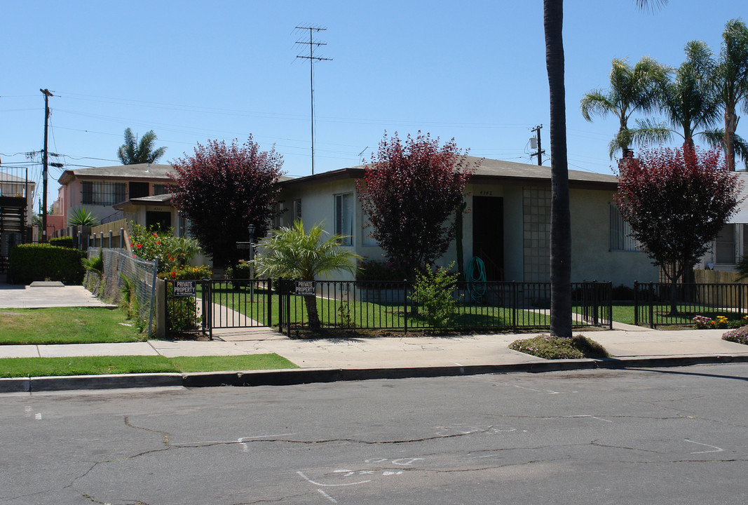 4342 Iowa St in San Diego, CA - Foto de edificio