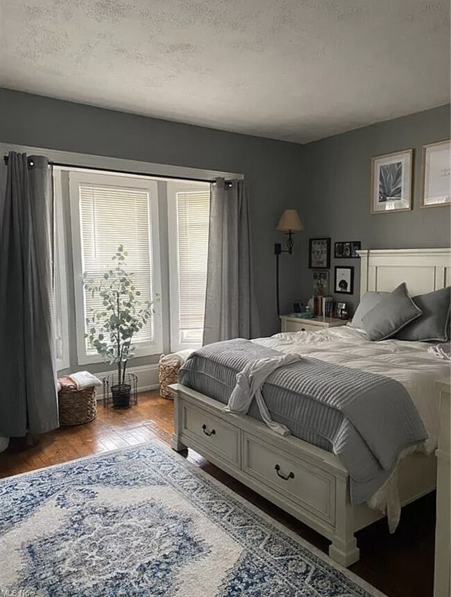 property at 3014 Franklin Blvd