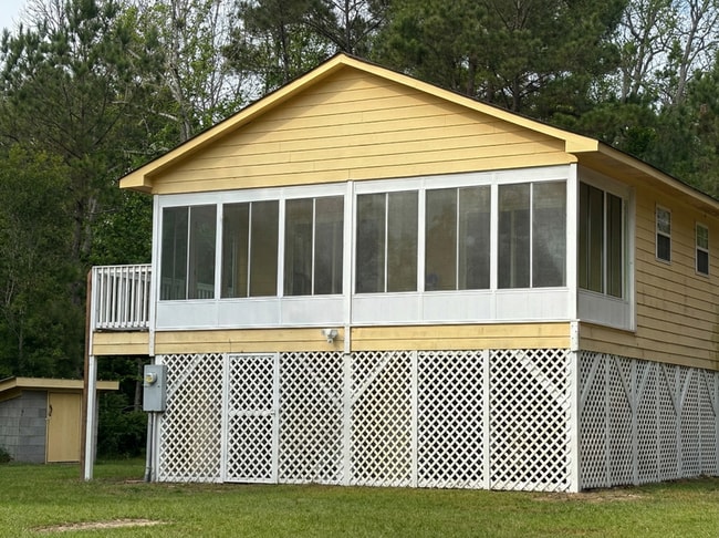 property at 2647 Blind Rd