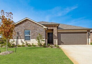 10521 SW 41st St in Mustang, OK - Building Photo - Building Photo