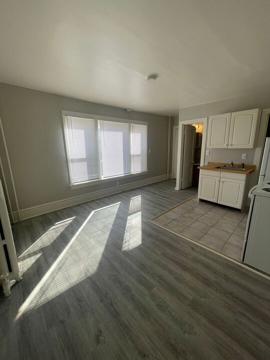 316 Maple Ave in Waukesha, WI - Building Photo