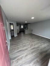 263 Bayless St in Pulaski, TN - Foto de edificio - Building Photo