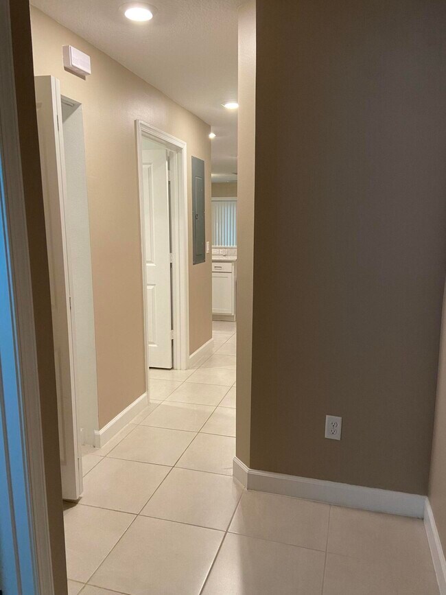 5053 Genove Pl in Riviera Beach, FL - Building Photo - Building Photo