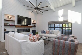 22012 N 84th Pl in Scottsdale, AZ - Building Photo - Building Photo