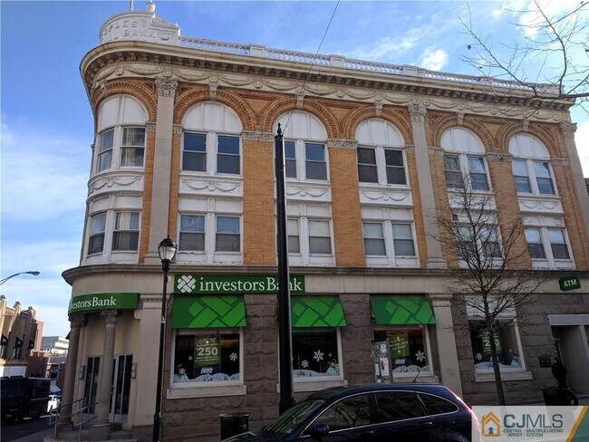 385 George St-Unit -2C in New Brunswick, NJ - Building Photo - Building Photo