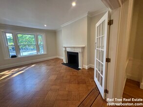 1726 Beacon St in Brookline, MA - Building Photo - Building Photo