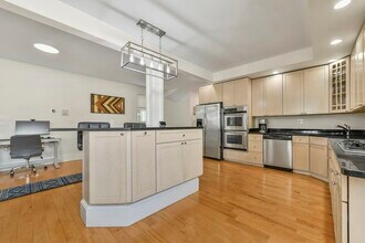 714 E 4th St in Boston, MA - Building Photo - Building Photo