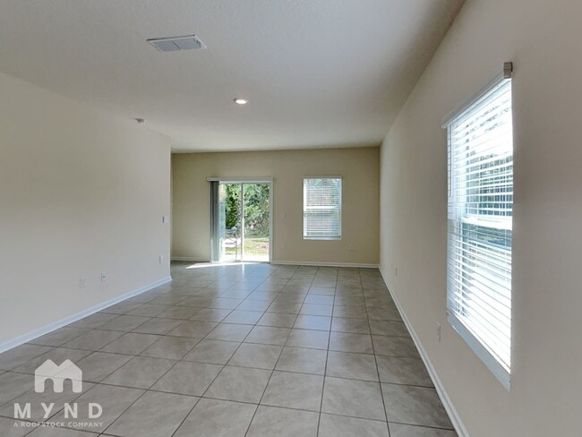 7717 Legacy Trl in Jacksonville, FL - Building Photo - Building Photo