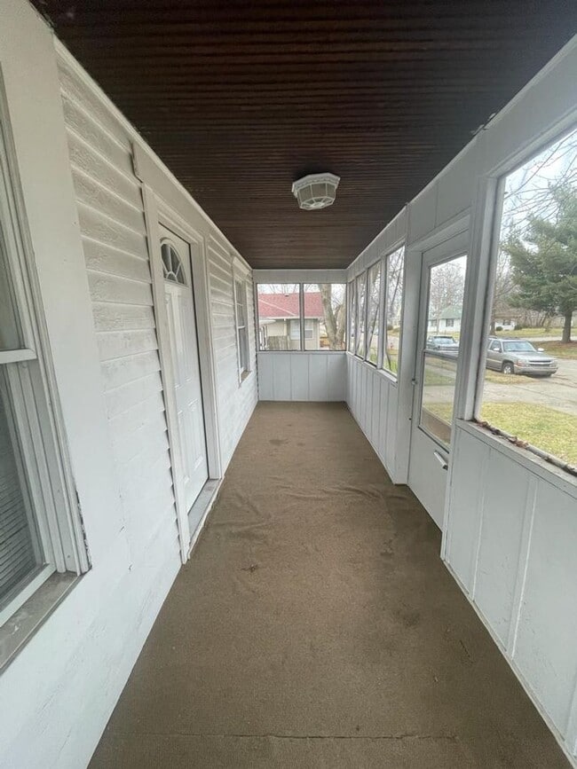 1909 S Brookfield St in South Bend, IN - Building Photo - Building Photo