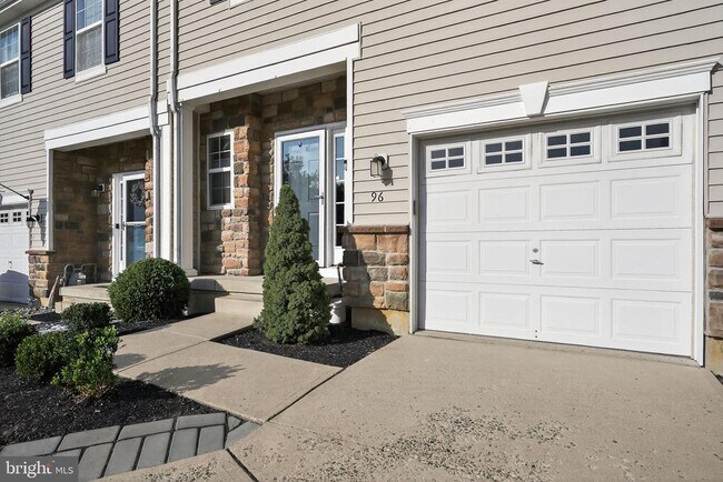 96 Eagleview Terrace in Mount Royal, NJ - Building Photo - Building Photo