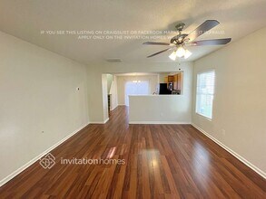 547 Tribune Dr in Charlotte, NC - Foto de edificio - Building Photo