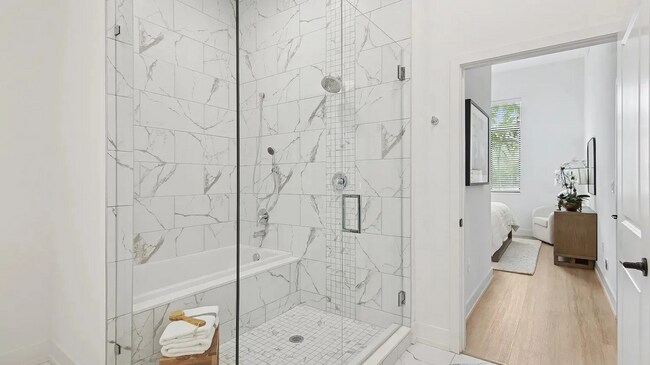 15705 SW 127th Ave in Miami, FL - Building Photo - Building Photo