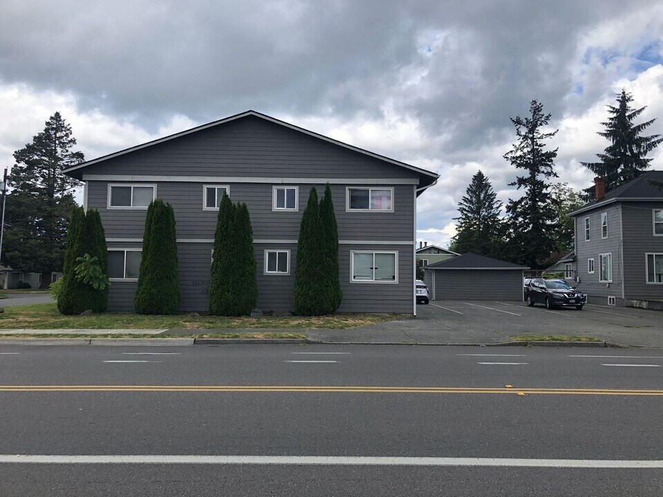 1602 B St SE Auburn, WA 98002 in Auburn, WA - Building Photo