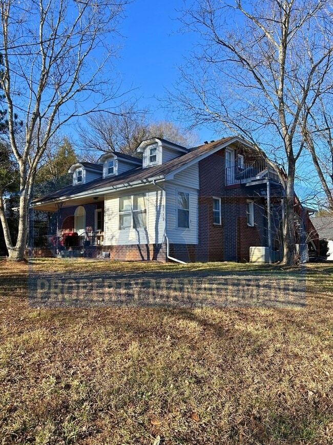 property at 225 20th St NE