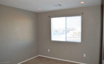 2316 Silver Silo Ct in North Las Vegas, NV - Building Photo - Building Photo